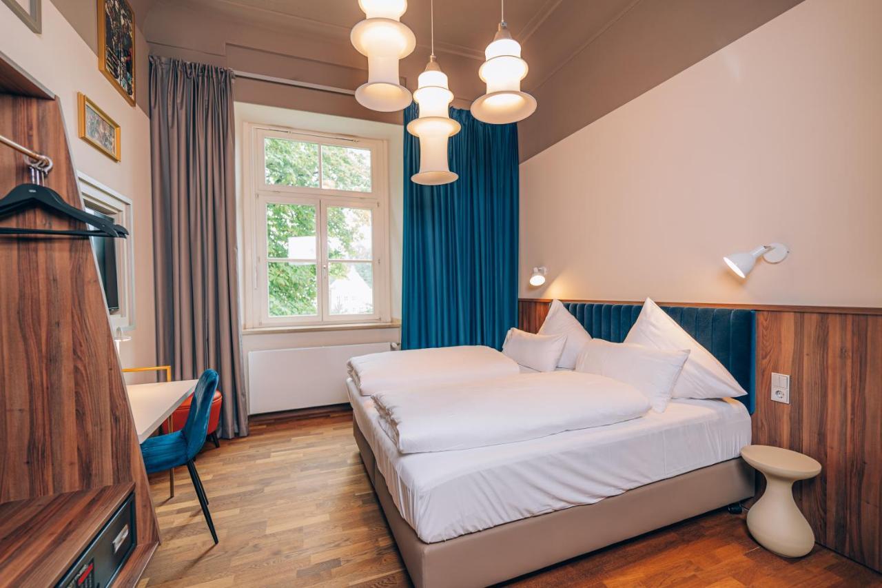 Hotel Amalia - Boutique Hotel 란츠후트 외부 사진