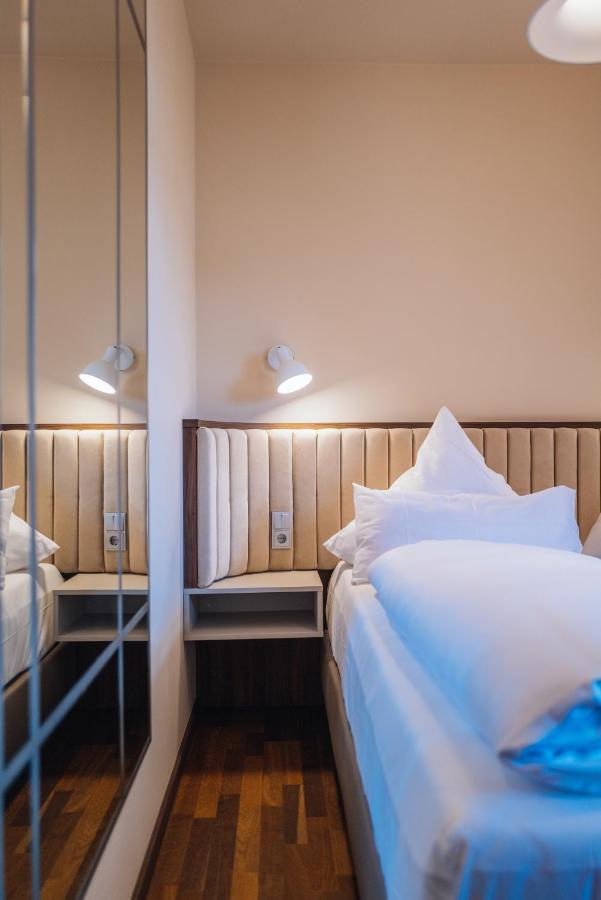 Hotel Amalia - Boutique Hotel 란츠후트 외부 사진