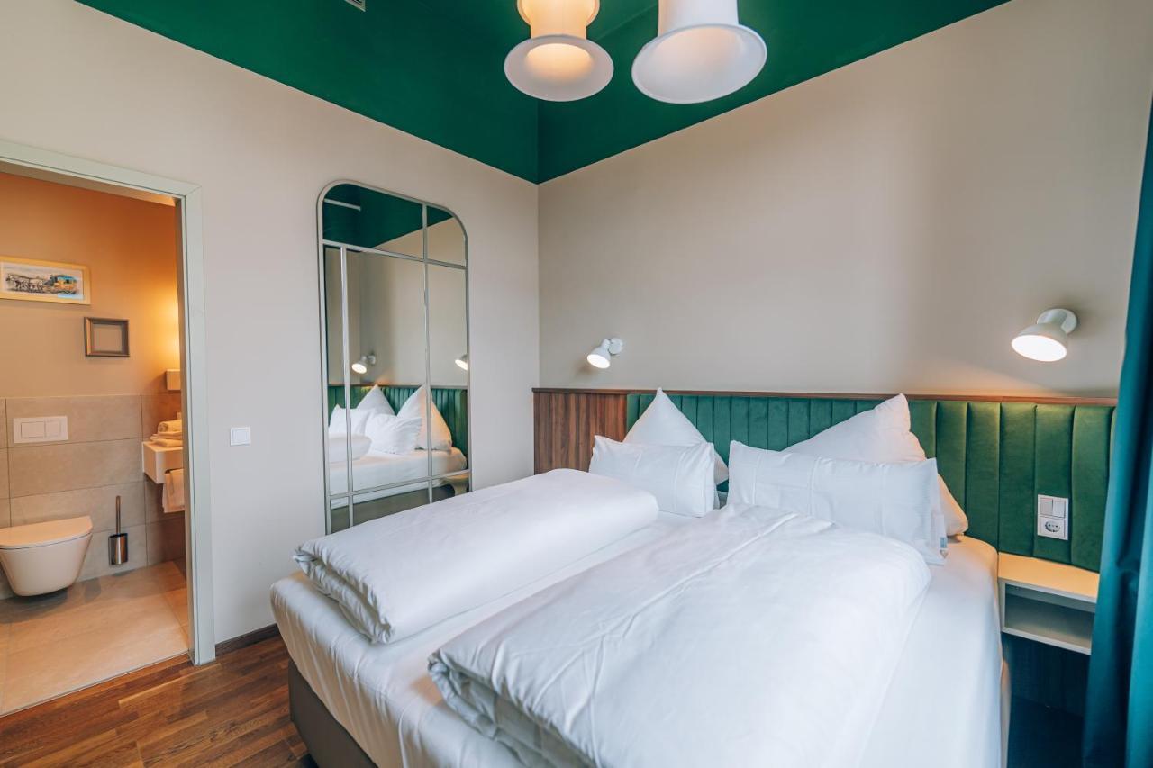 Hotel Amalia - Boutique Hotel 란츠후트 외부 사진