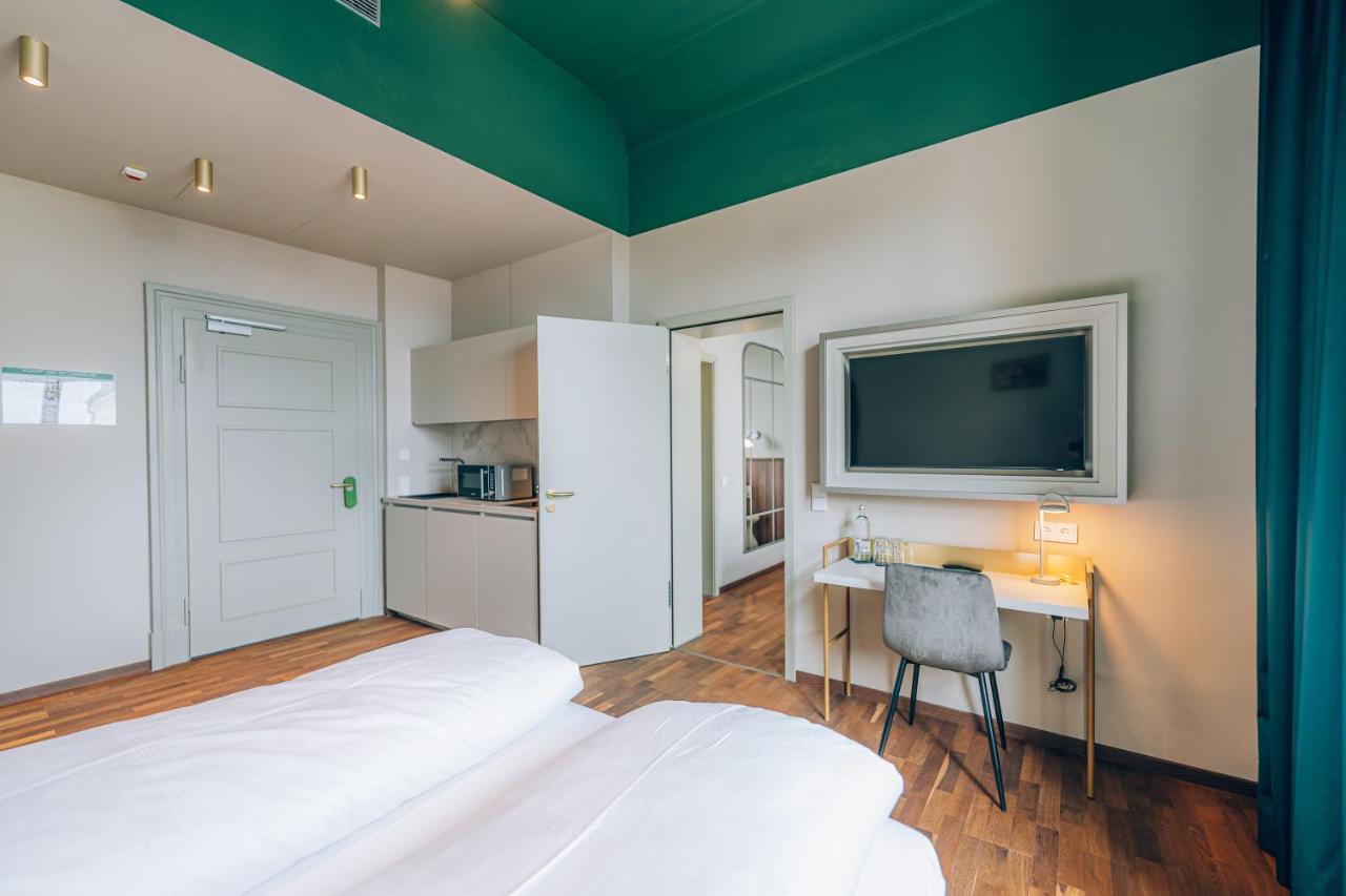 Hotel Amalia - Boutique Hotel 란츠후트 외부 사진