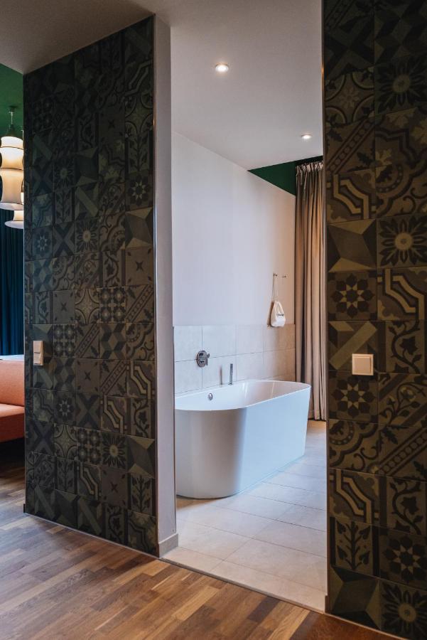 Hotel Amalia - Boutique Hotel 란츠후트 외부 사진