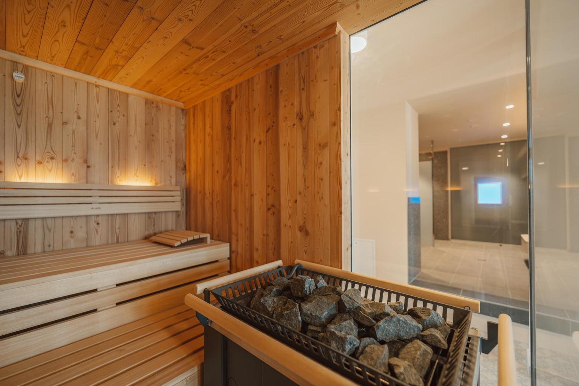 Hotel Amalia - Boutique Hotel 란츠후트 외부 사진